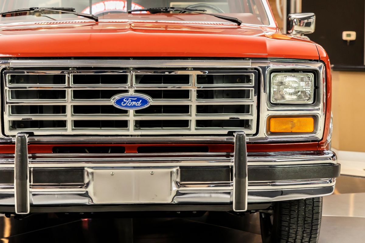 Sold: 1986 Ford F-150 XLT