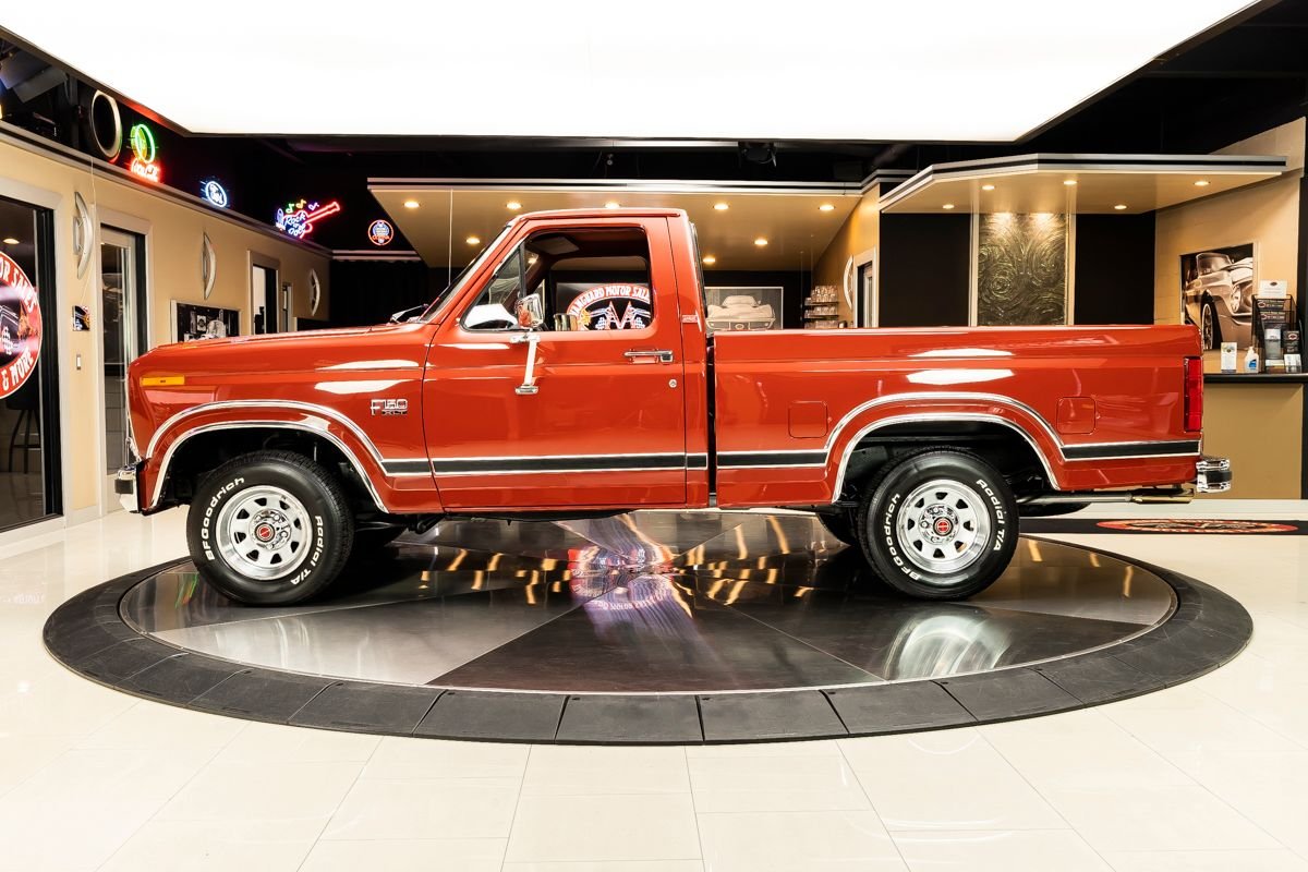 Sold: 1986 Ford F-150 XLT