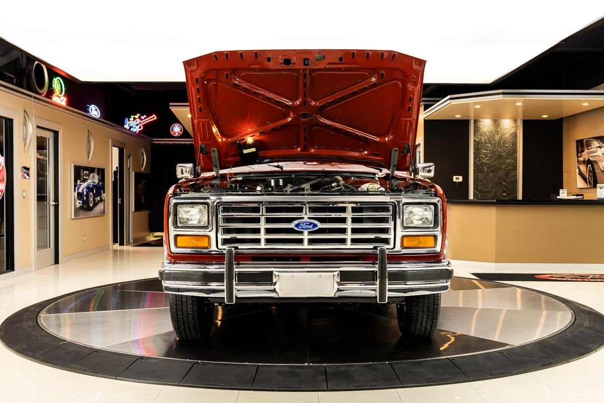 Sold: 1986 Ford F-150 XLT