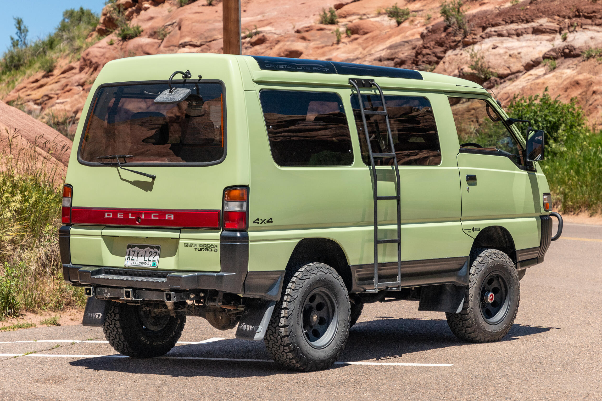 Sold: 1992 Mitsubishi Delica Star Wagon Super Exceed 4x4