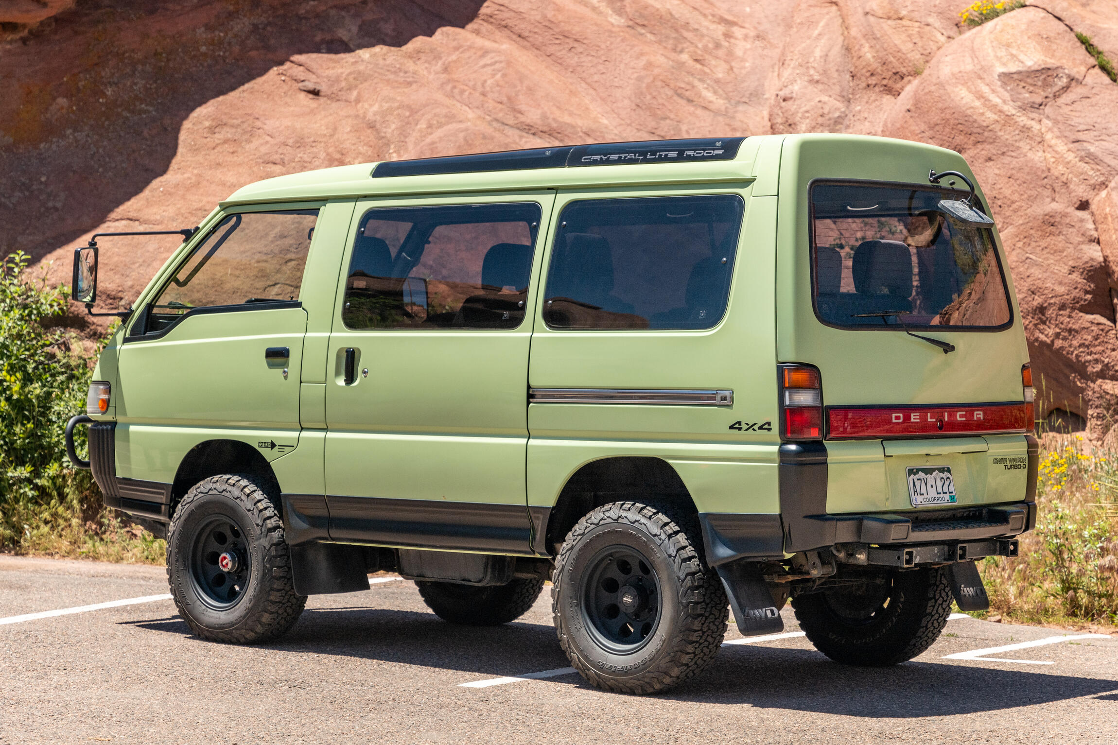 Sold: 1992 Mitsubishi Delica Star Wagon Super Exceed 4x4