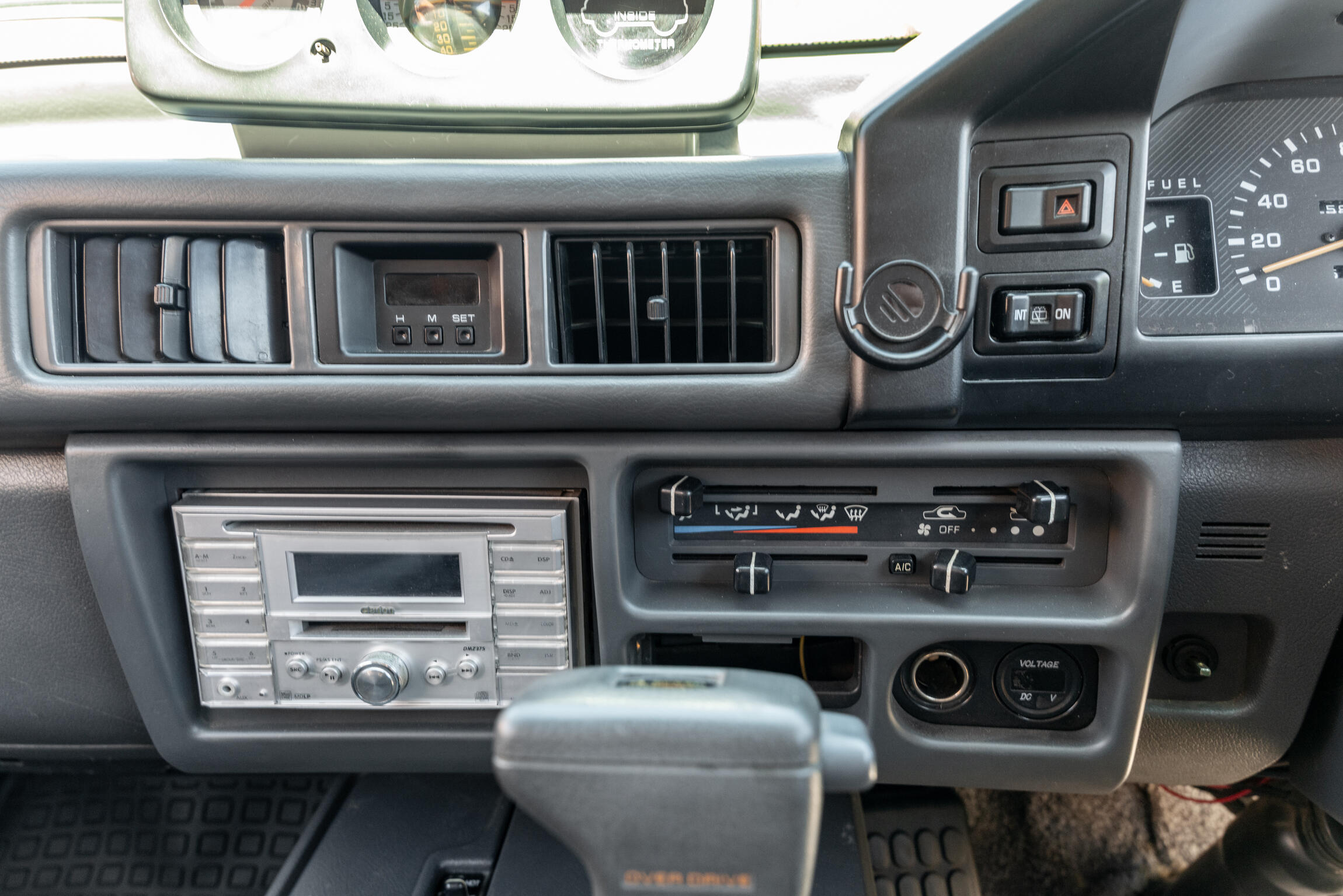 Sold: 1992 Mitsubishi Delica Star Wagon Super Exceed 4x4