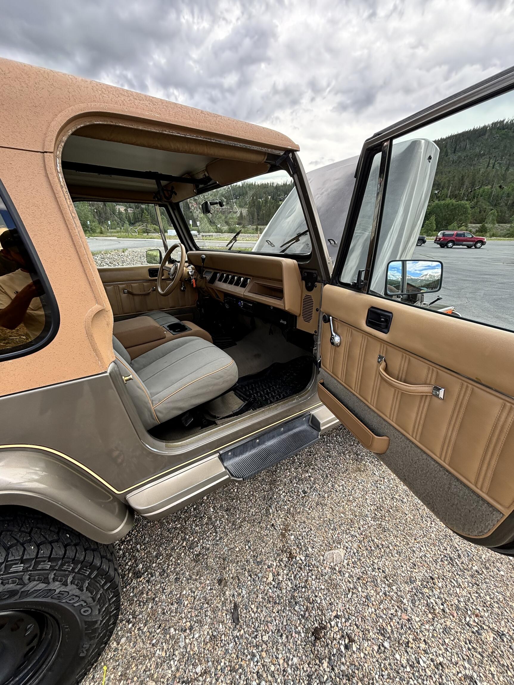 Sold: 1988 Jeep Wrangler Sahara