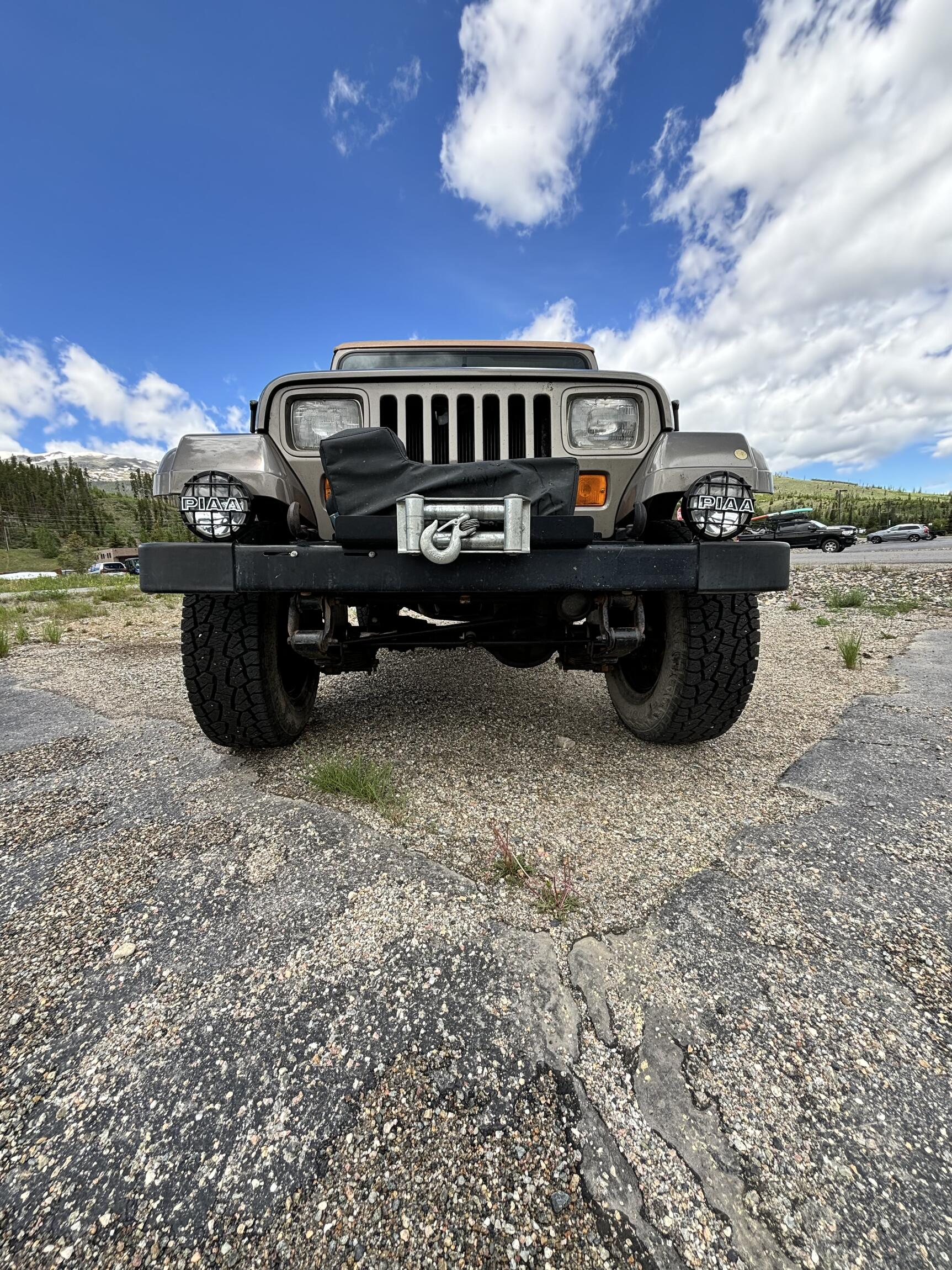 Sold: 1988 Jeep Wrangler Sahara