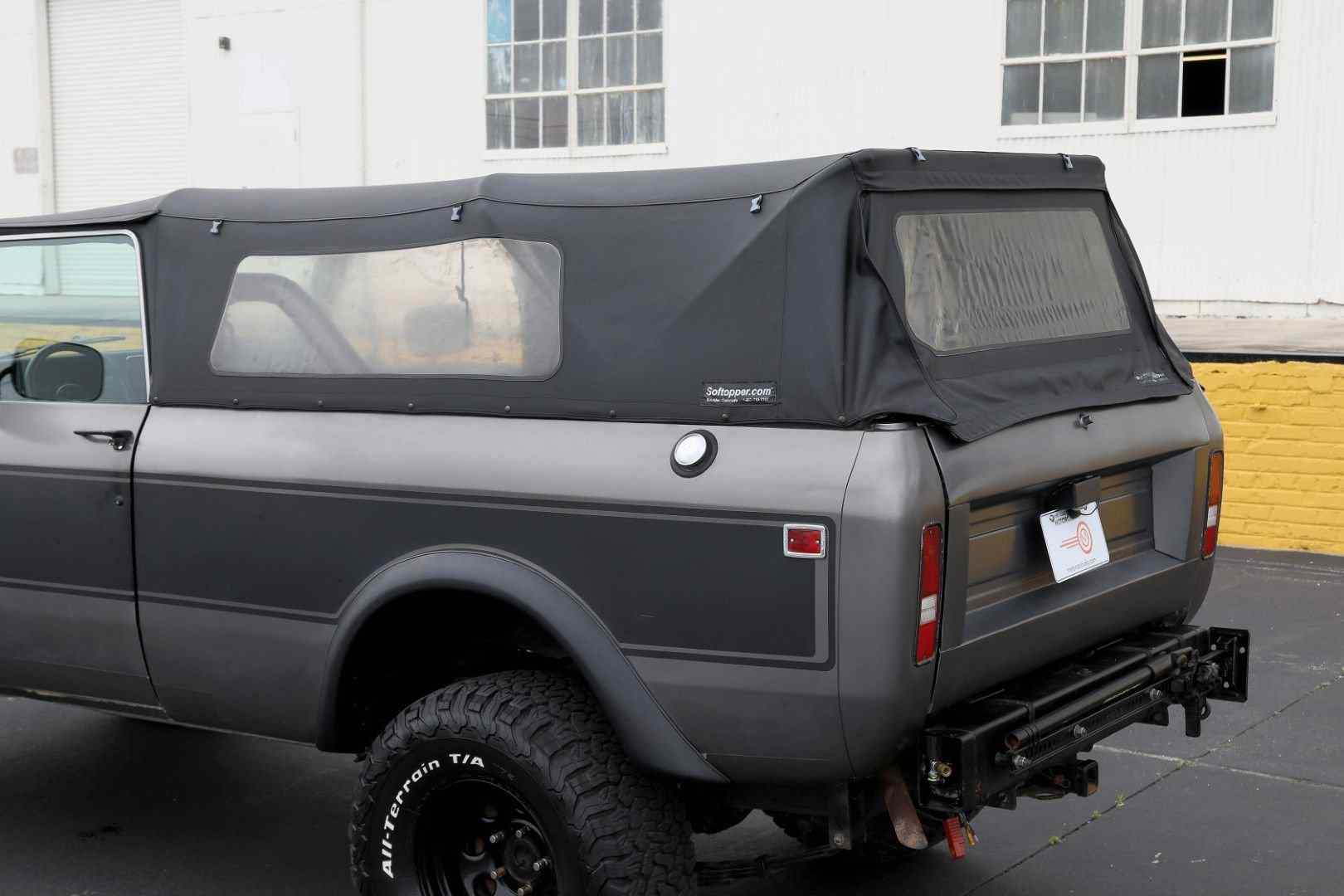 Sold: 1977 International Harvester Scout Traveler