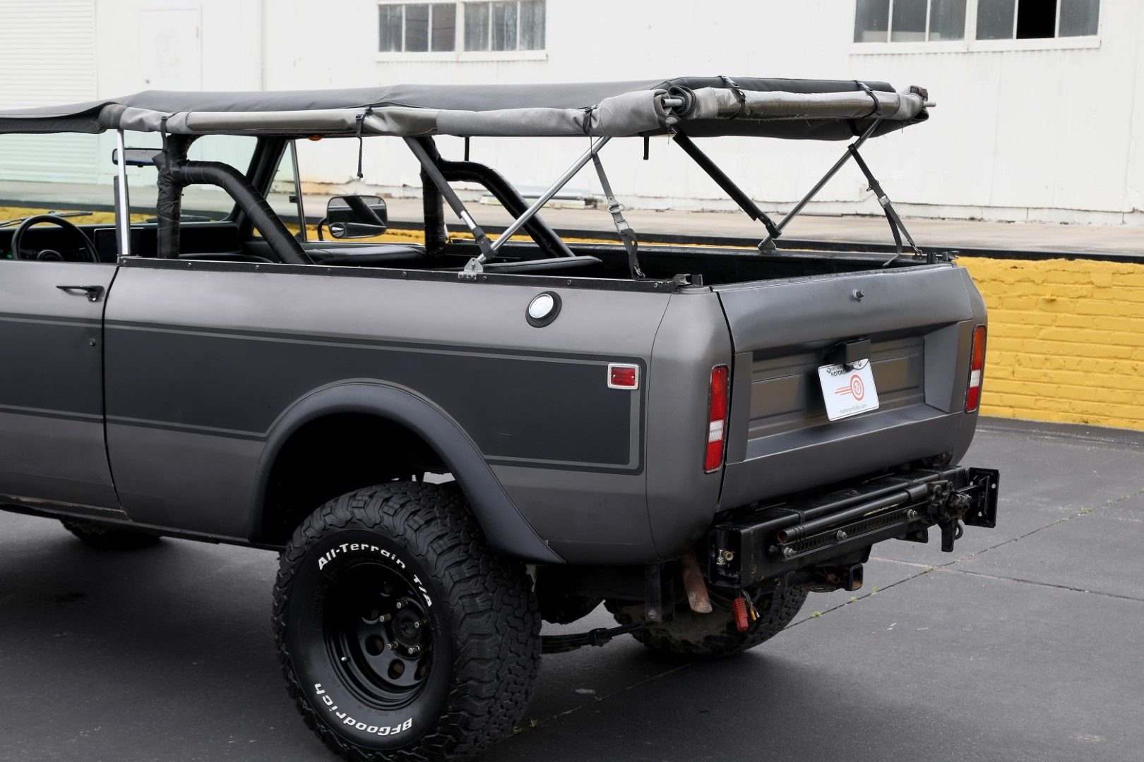 Sold: 1977 International Harvester Scout Traveler