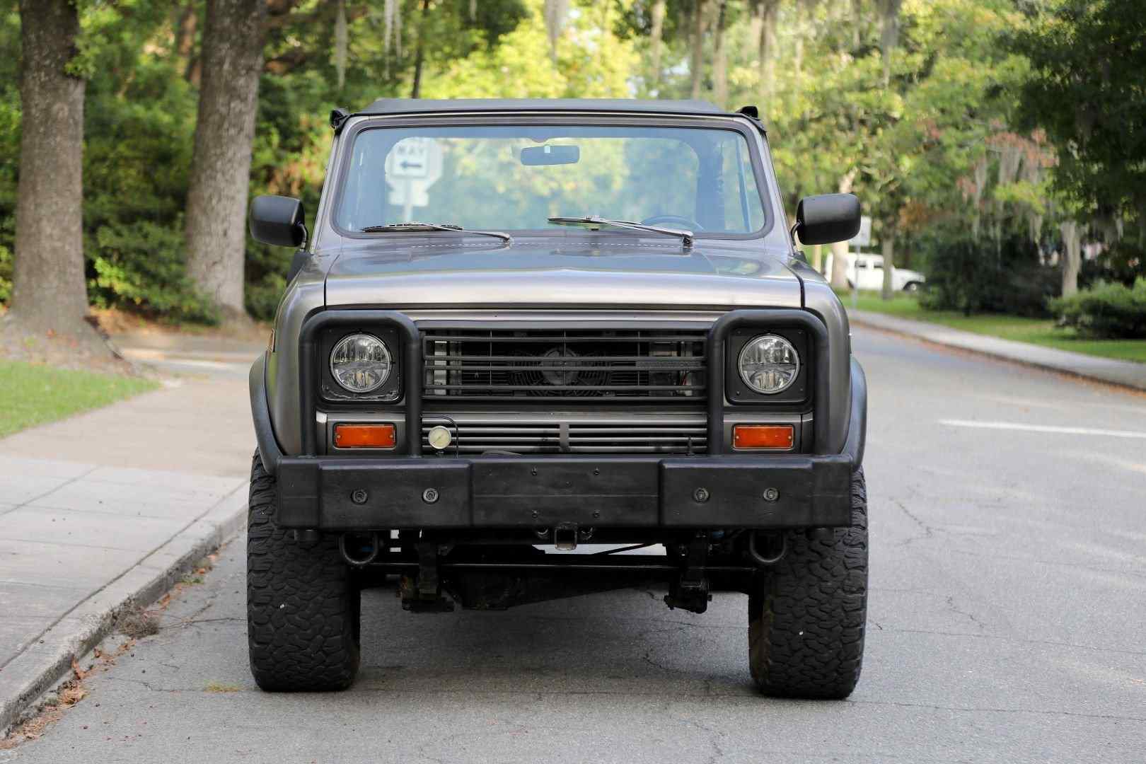 Sold: 1977 International Harvester Scout Traveler