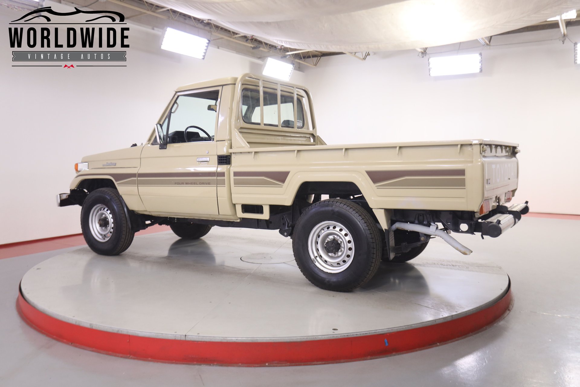 1991 Toyota FJ75 Land Cruiser Pickup