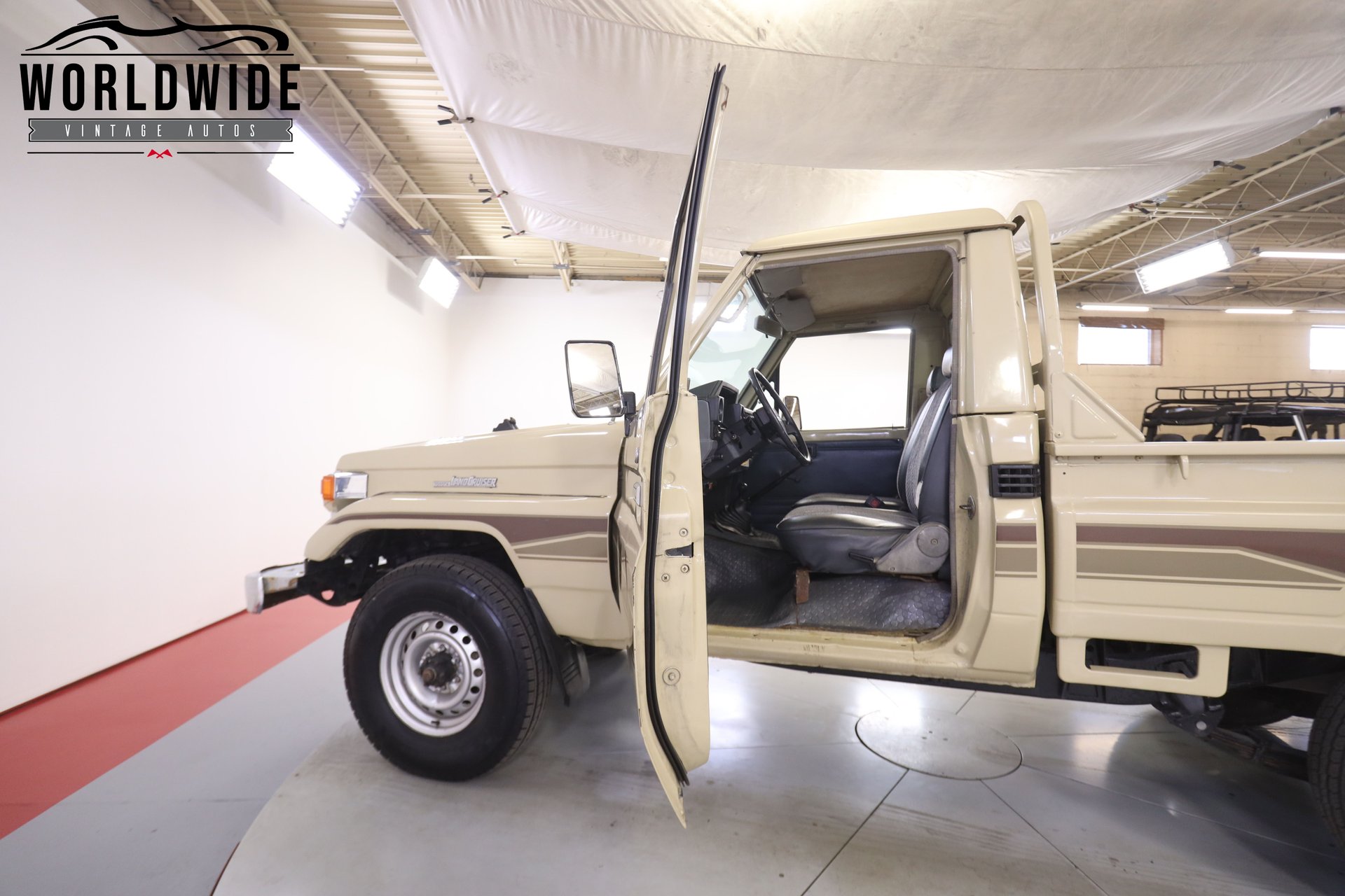 1991 Toyota FJ75 Land Cruiser Pickup