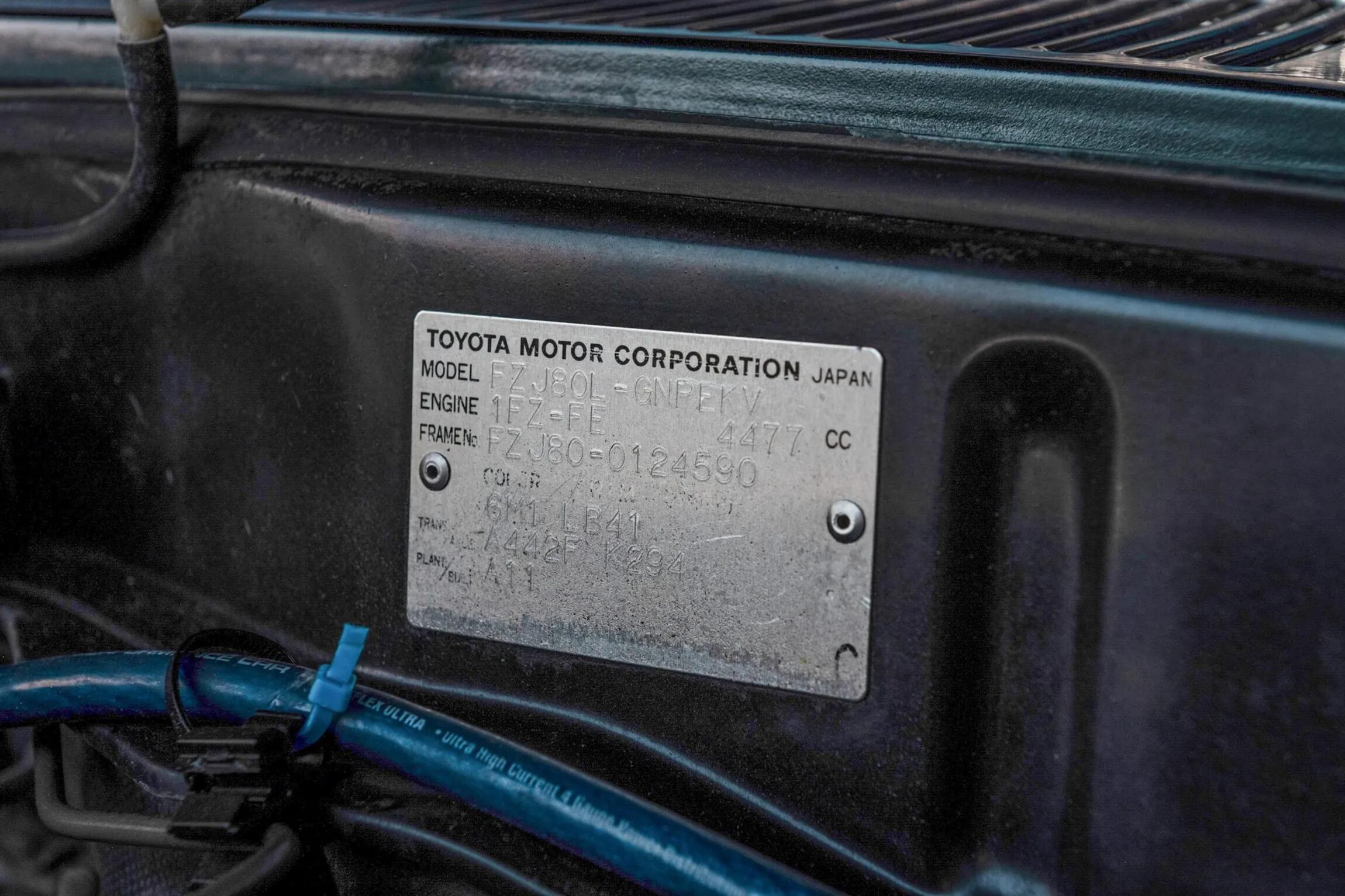 Sold: 1996 Toyota Land Cruiser VX-R