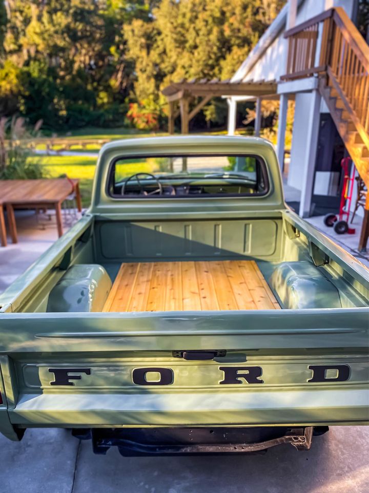 Sold: 1968 Ford F-100 Custom Cab