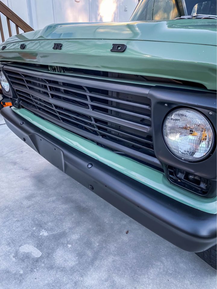 Sold: 1968 Ford F-100 Custom Cab