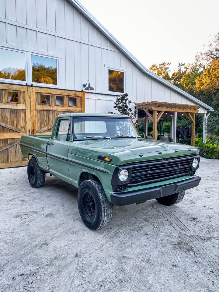 Sold: 1968 Ford F-100 Custom Cab