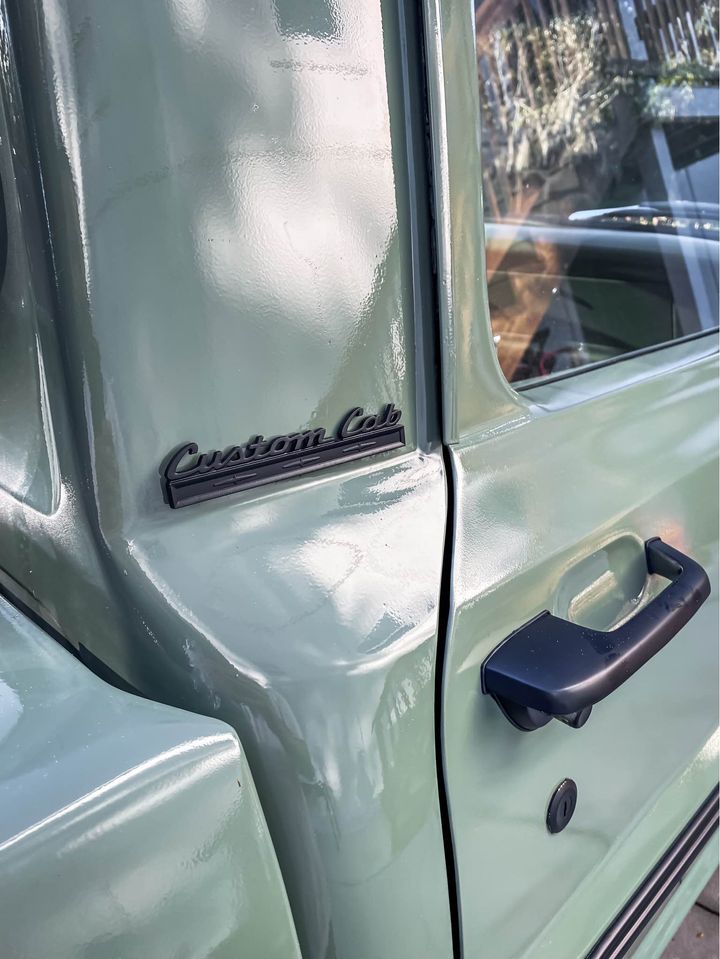 Sold: 1968 Ford F-100 Custom Cab