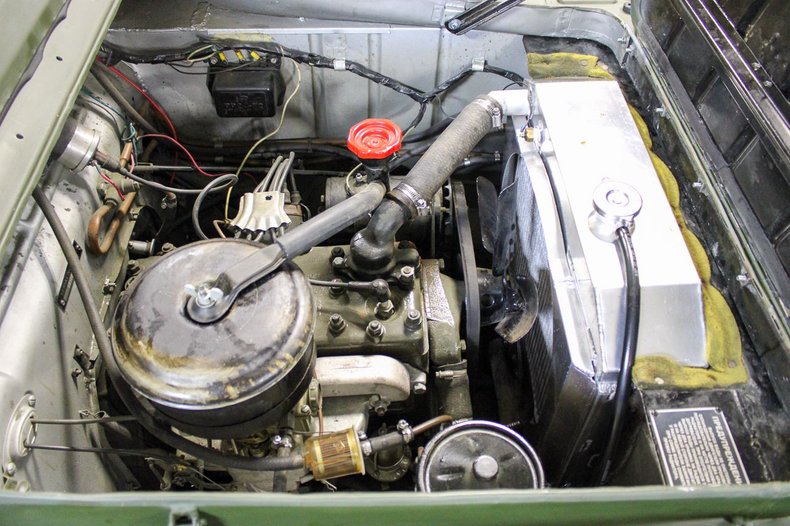 Sold: Soviet 1958 GAZ-46 Amphibious 4×4