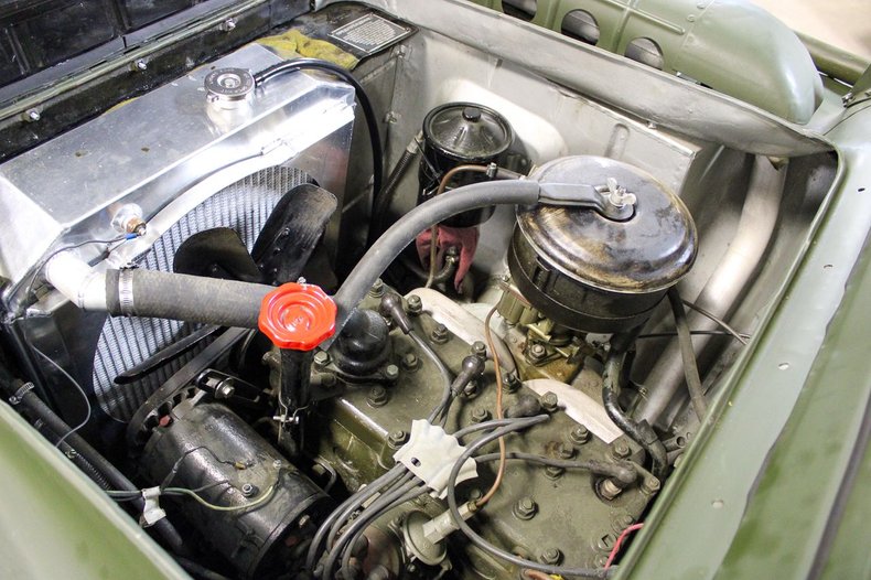 Sold: Soviet 1958 GAZ-46 Amphibious 4×4