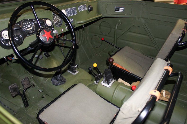 Sold: Soviet 1958 GAZ-46 Amphibious 4×4