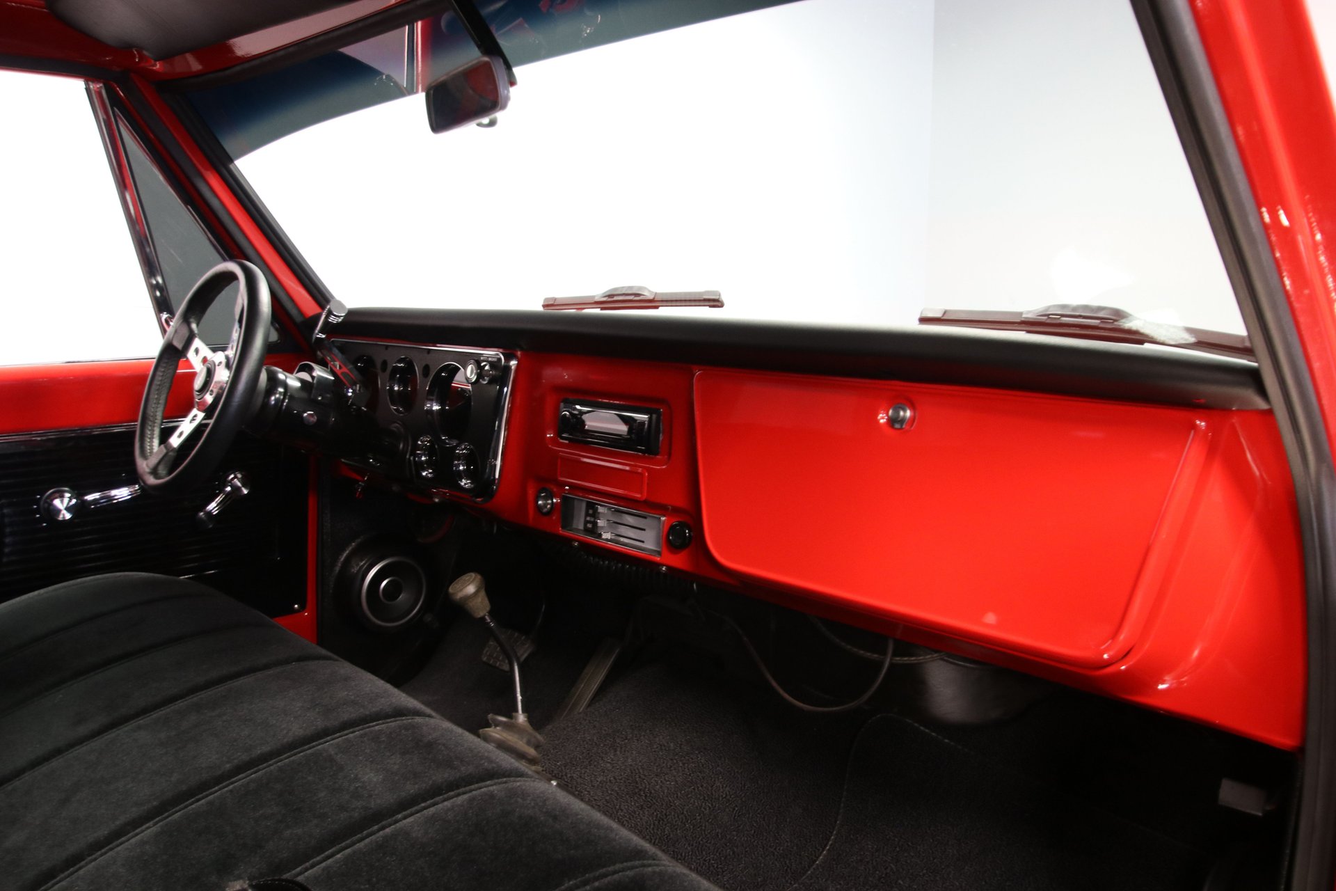 Sold: 1970 Chevrolet K10 Stepside Restomod