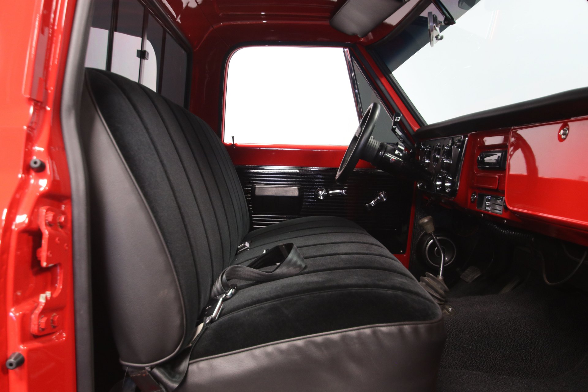 Sold: 1970 Chevrolet K10 Stepside Restomod