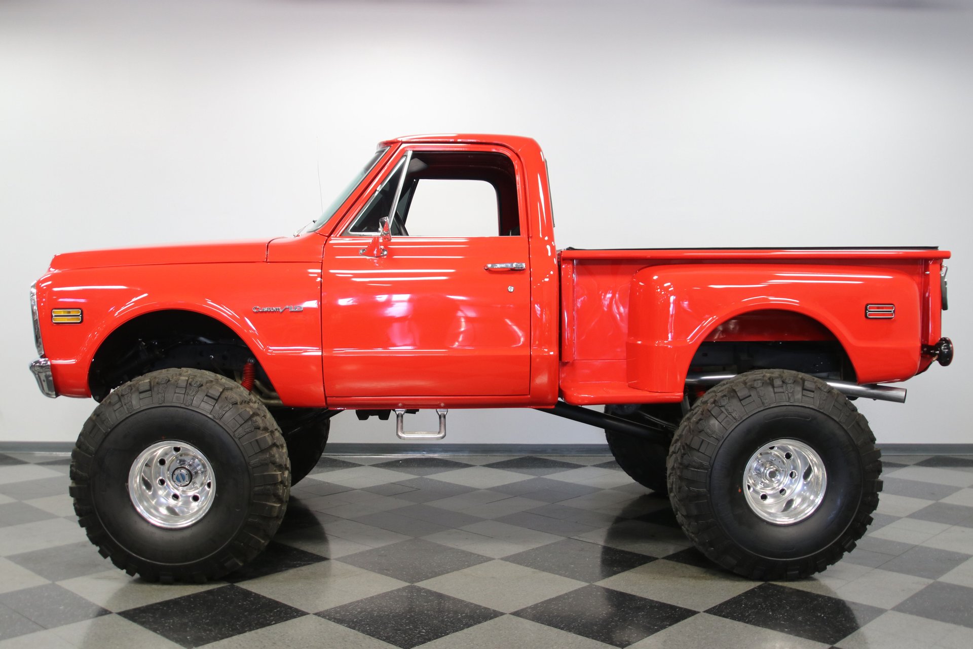 Sold: 1970 Chevrolet K10 Stepside Restomod