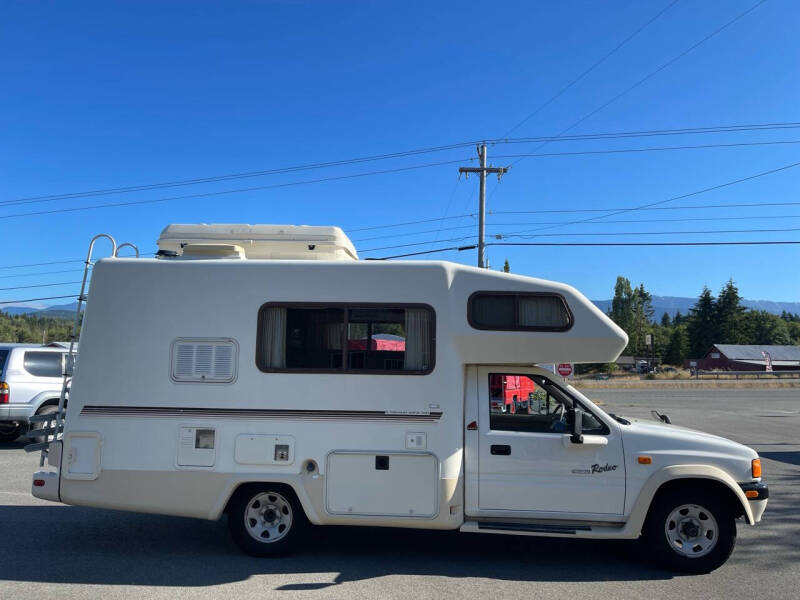 1992 Isuzu Rodeo Camper