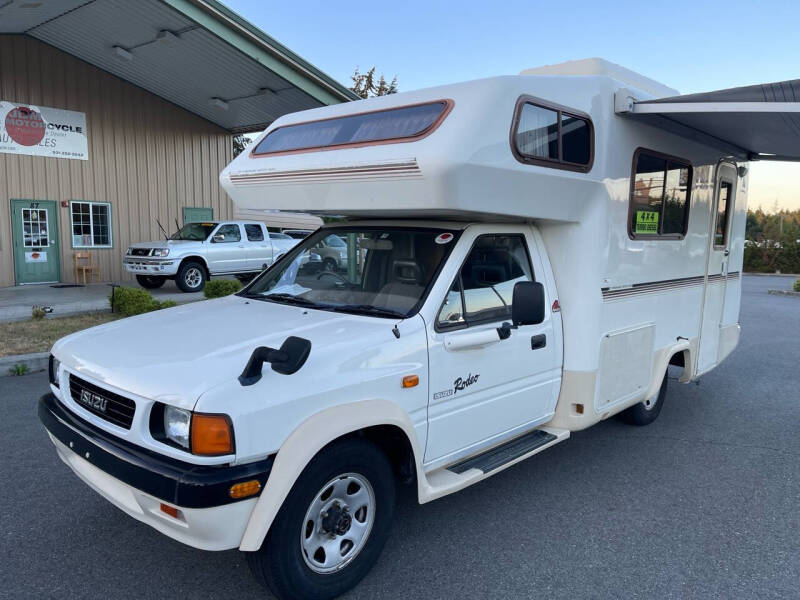 1992 Isuzu Rodeo Camper