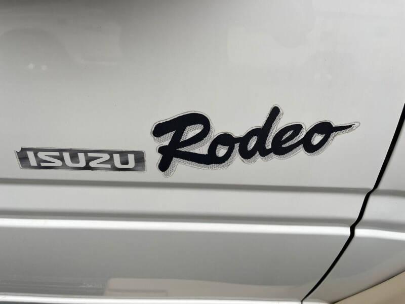 1992 Isuzu Rodeo Camper