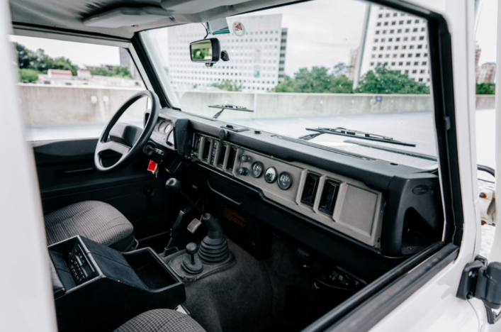 1993 Land Rover Defender 110 NAS