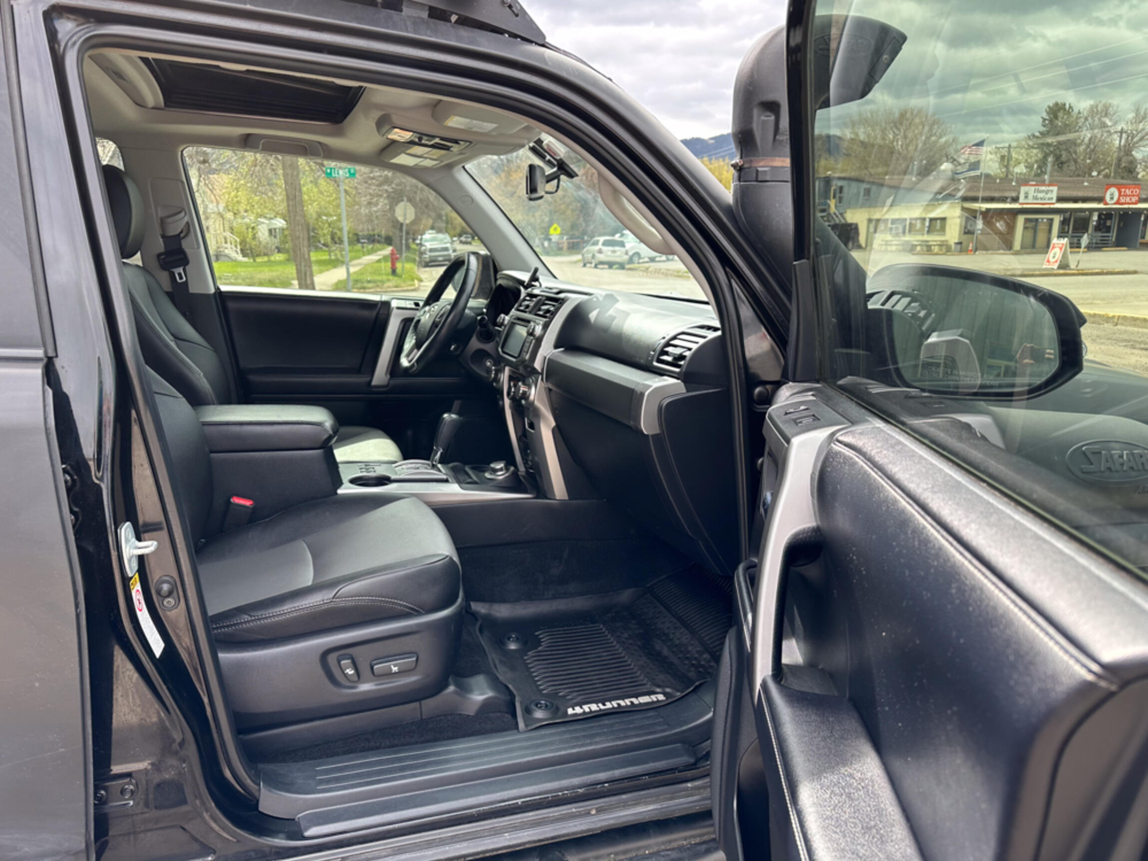Sold: 2019 Toyota 4Runner SR5 Premium
