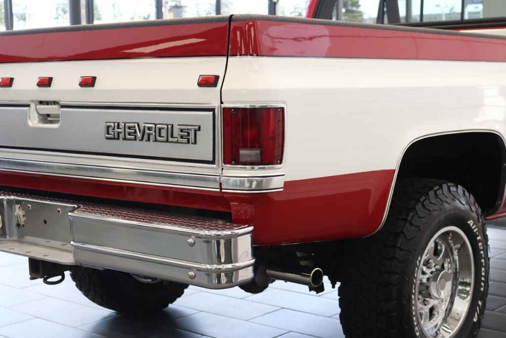 Sold: 1985 Chevrolet K30 Silverado