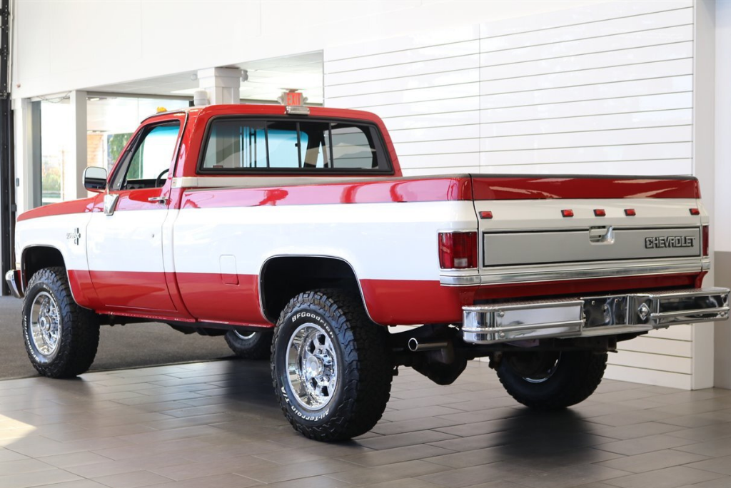 Sold: 1985 Chevrolet K30 Silverado