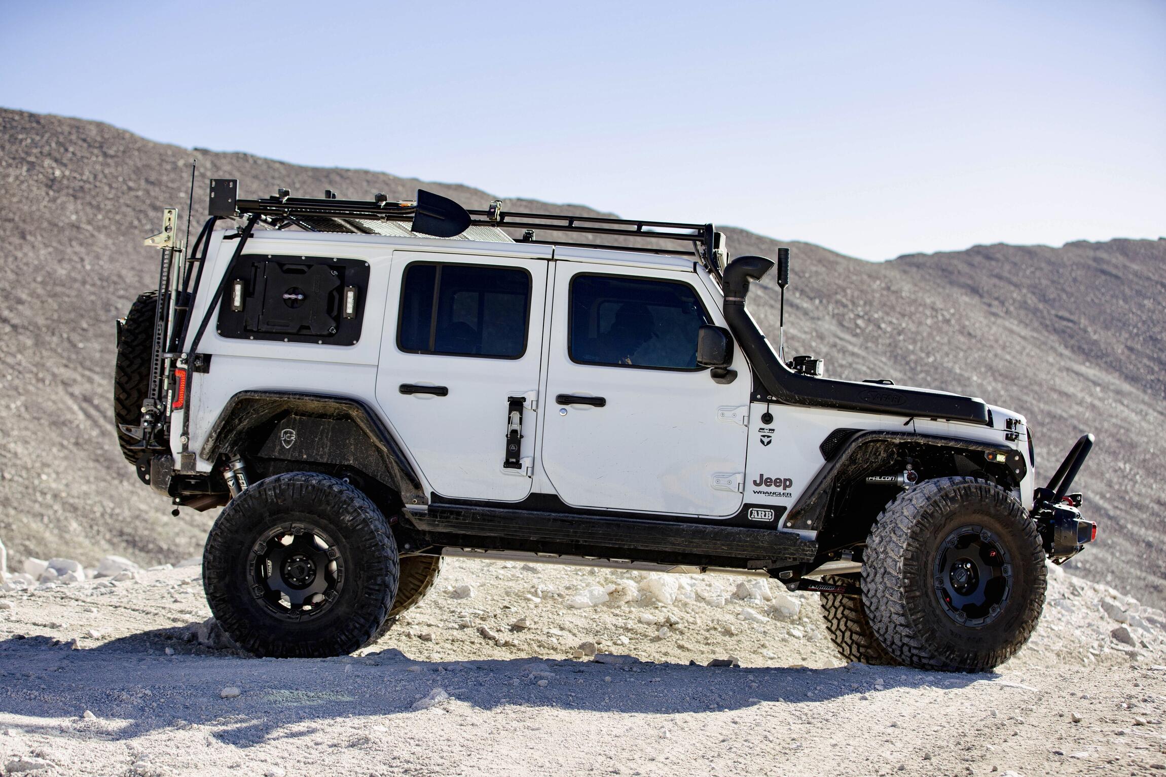 Sold: 2018 Jeep Wrangler JLU Rubicon 4×4