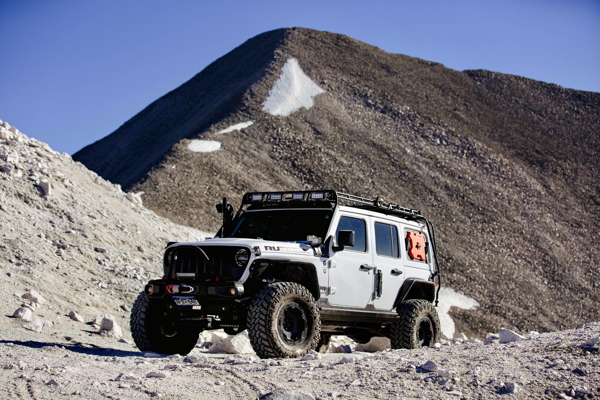 Sold: 2018 Jeep Wrangler JLU Rubicon 4×4