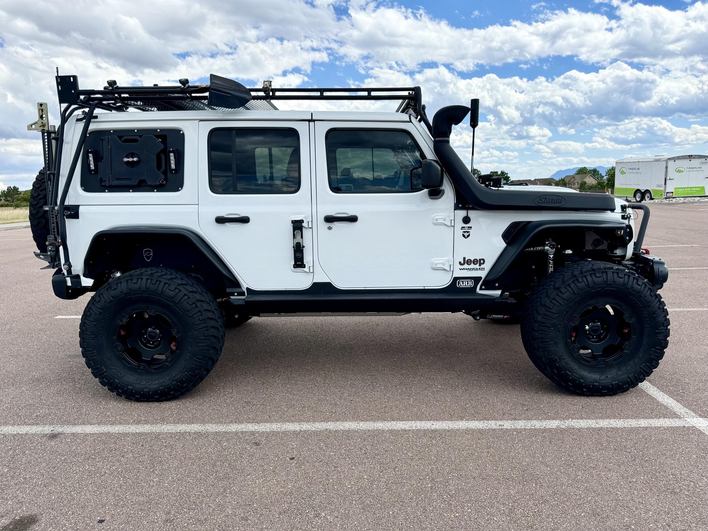 Sold: 2018 Jeep Wrangler JLU Rubicon 4×4