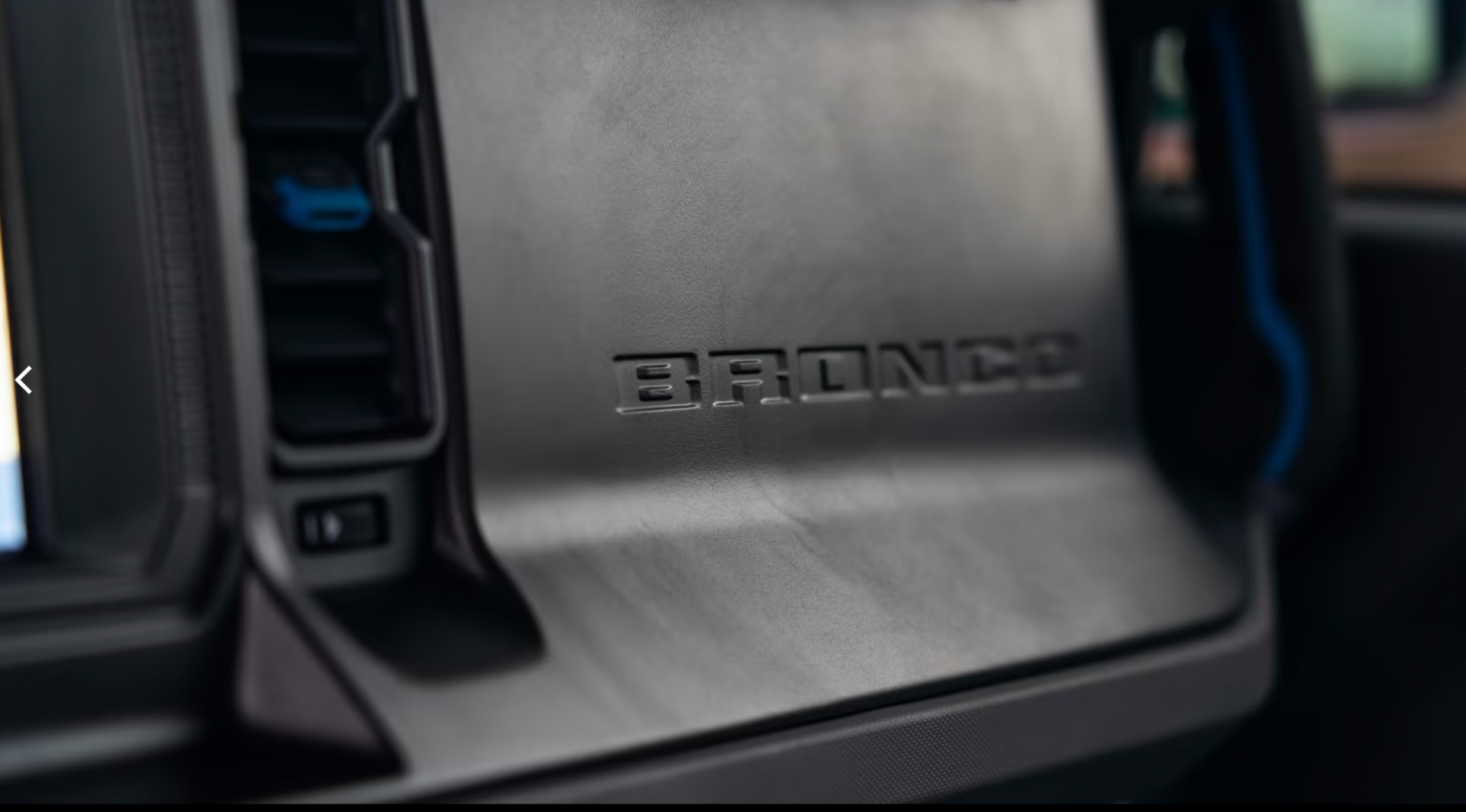 Modified 2023 Ford Bronco Black Diamond - 2