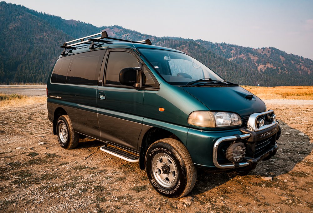 Reserved: 1995 Mitsubishi Delica L400 Spacegear