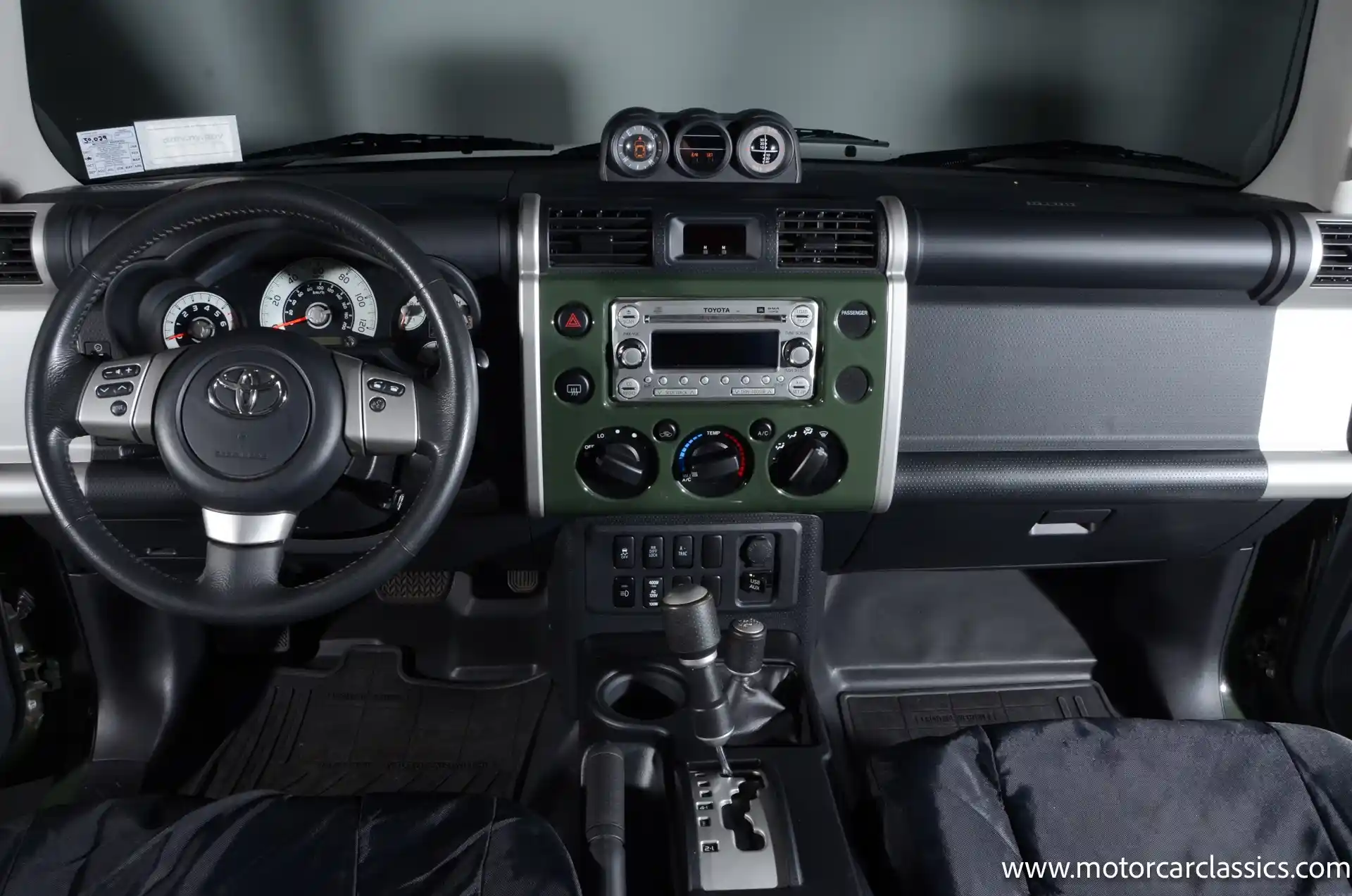 30k-Mile 2014 Toyota FJ Cruiser 4×4