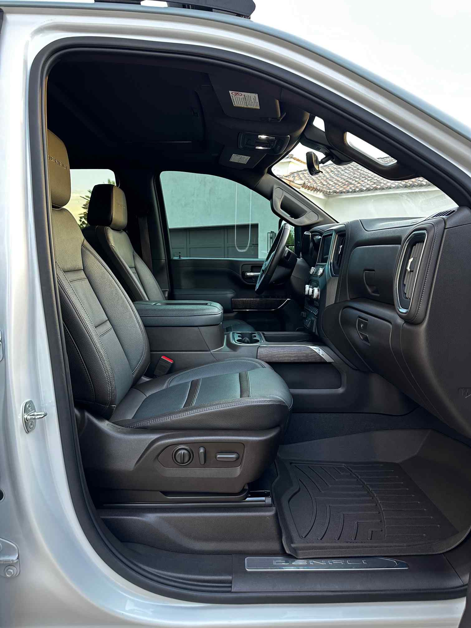 Sold: 2021 GMC Sierra 3500 Denali 4×4