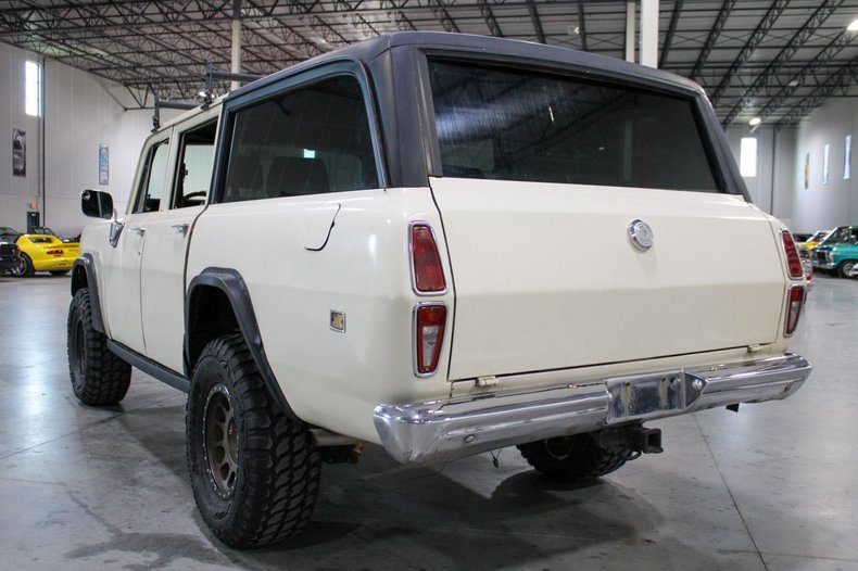 1971 International Harvester Travelall