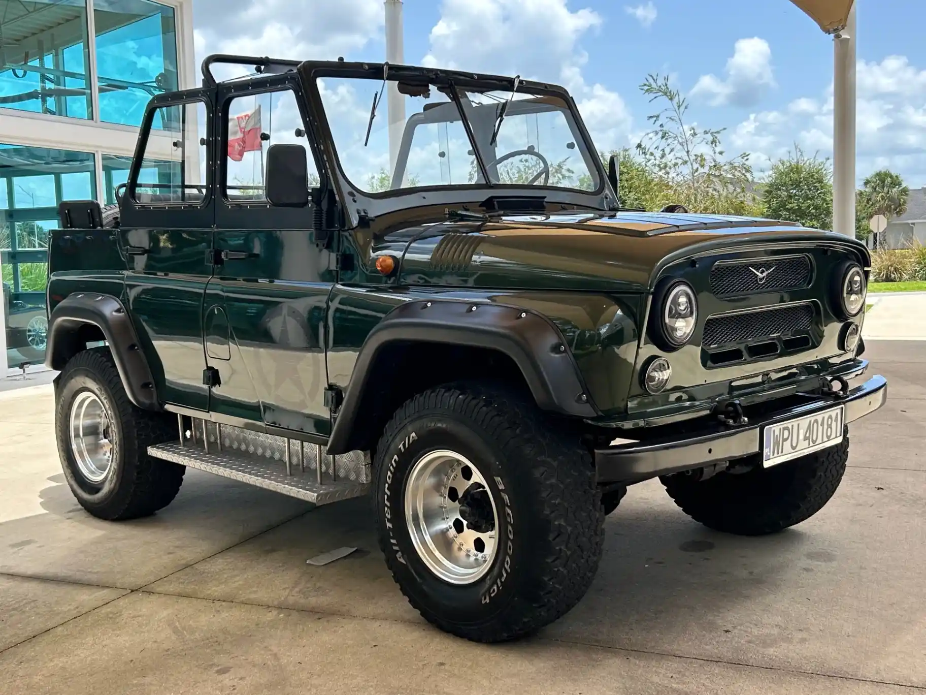 1990 UAZ 469