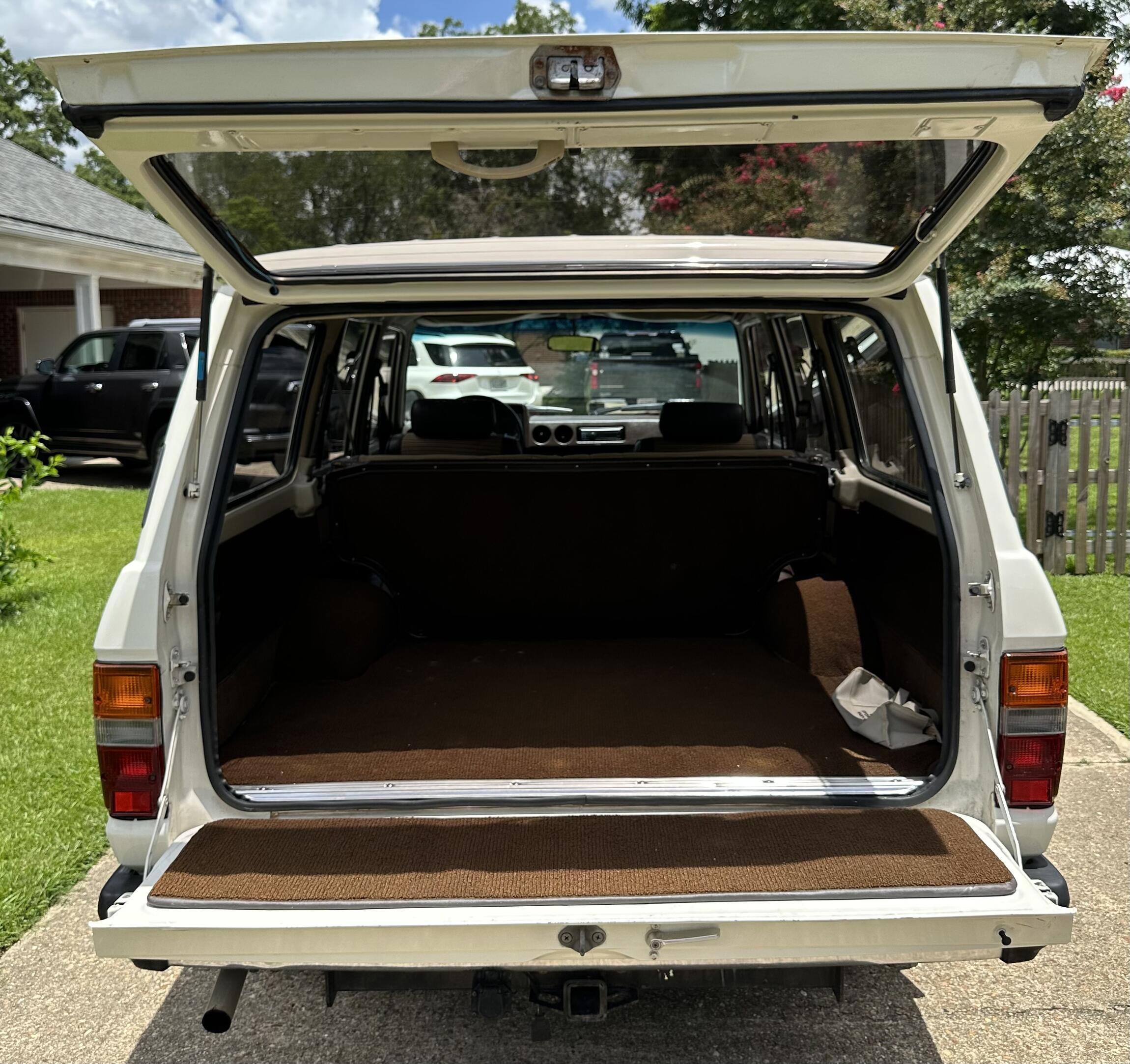 Sold: 1984 Toyota Land Cruiser FJ60