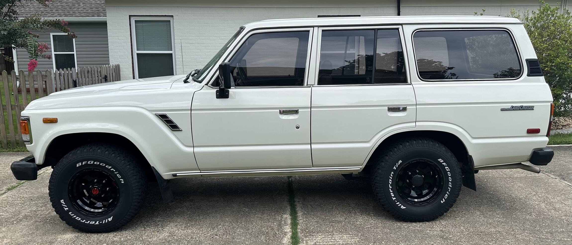Sold: 1984 Toyota Land Cruiser FJ60