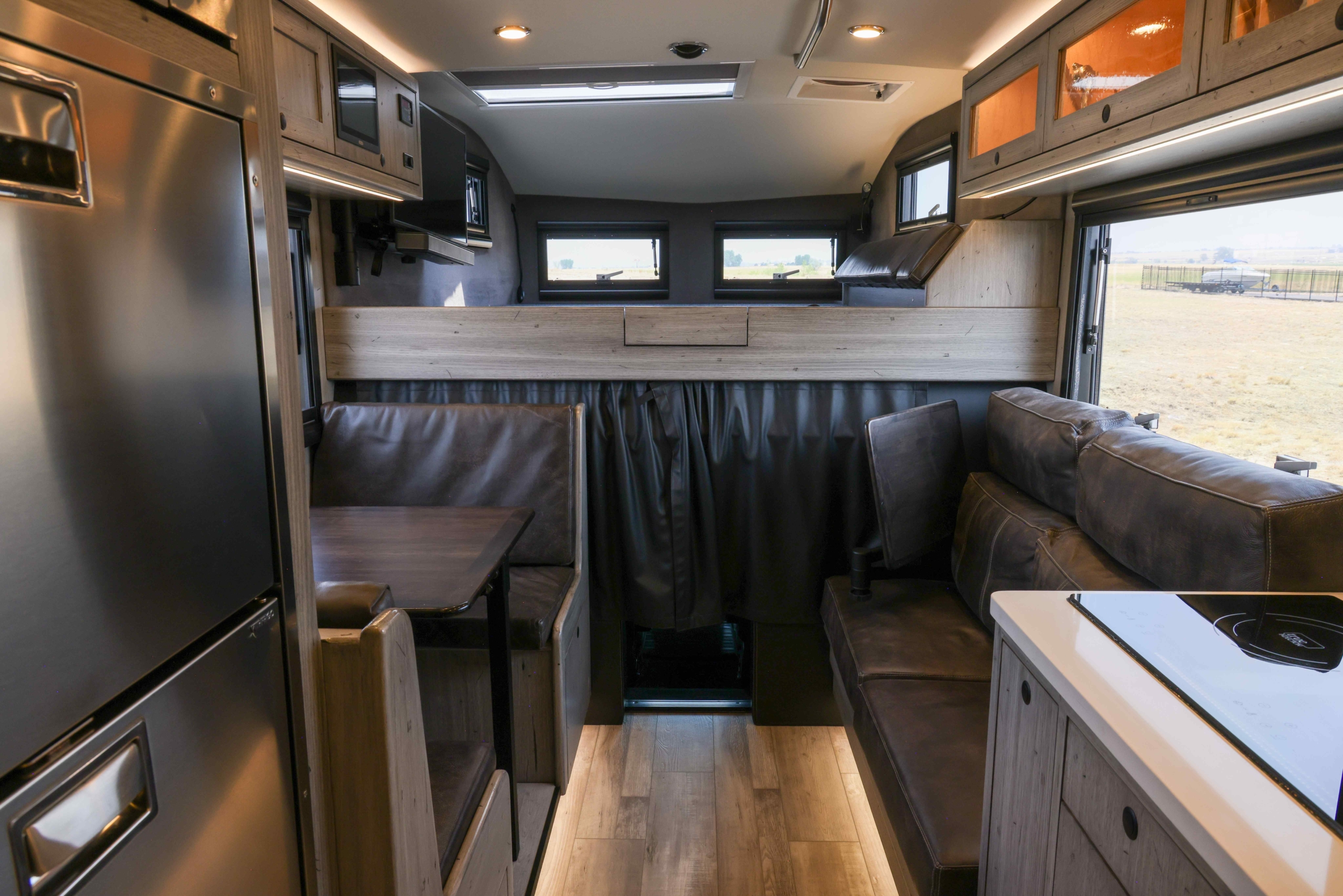 2021 EarthRoamer XV-LTi 042