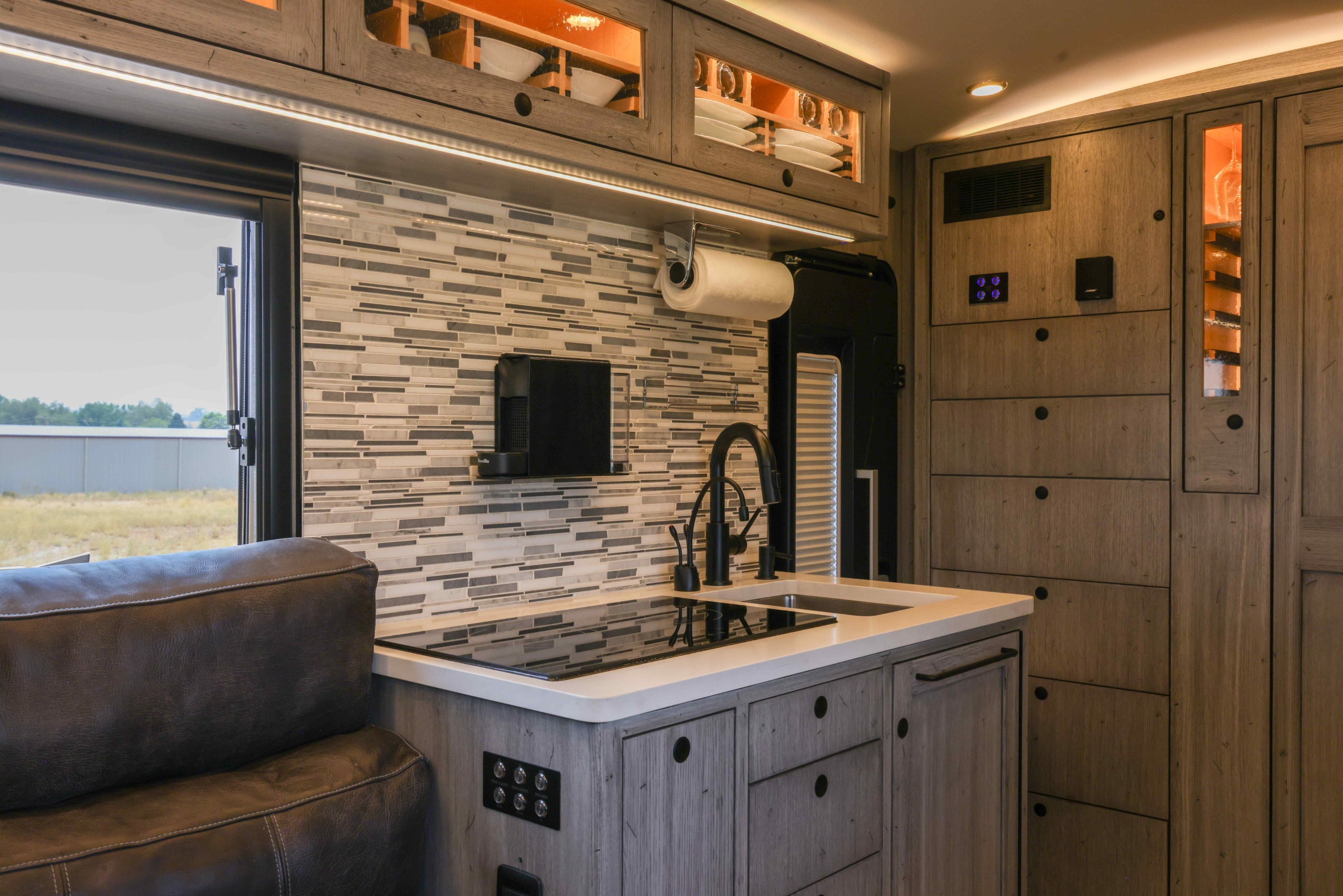 2021 EarthRoamer XV-LTi 042