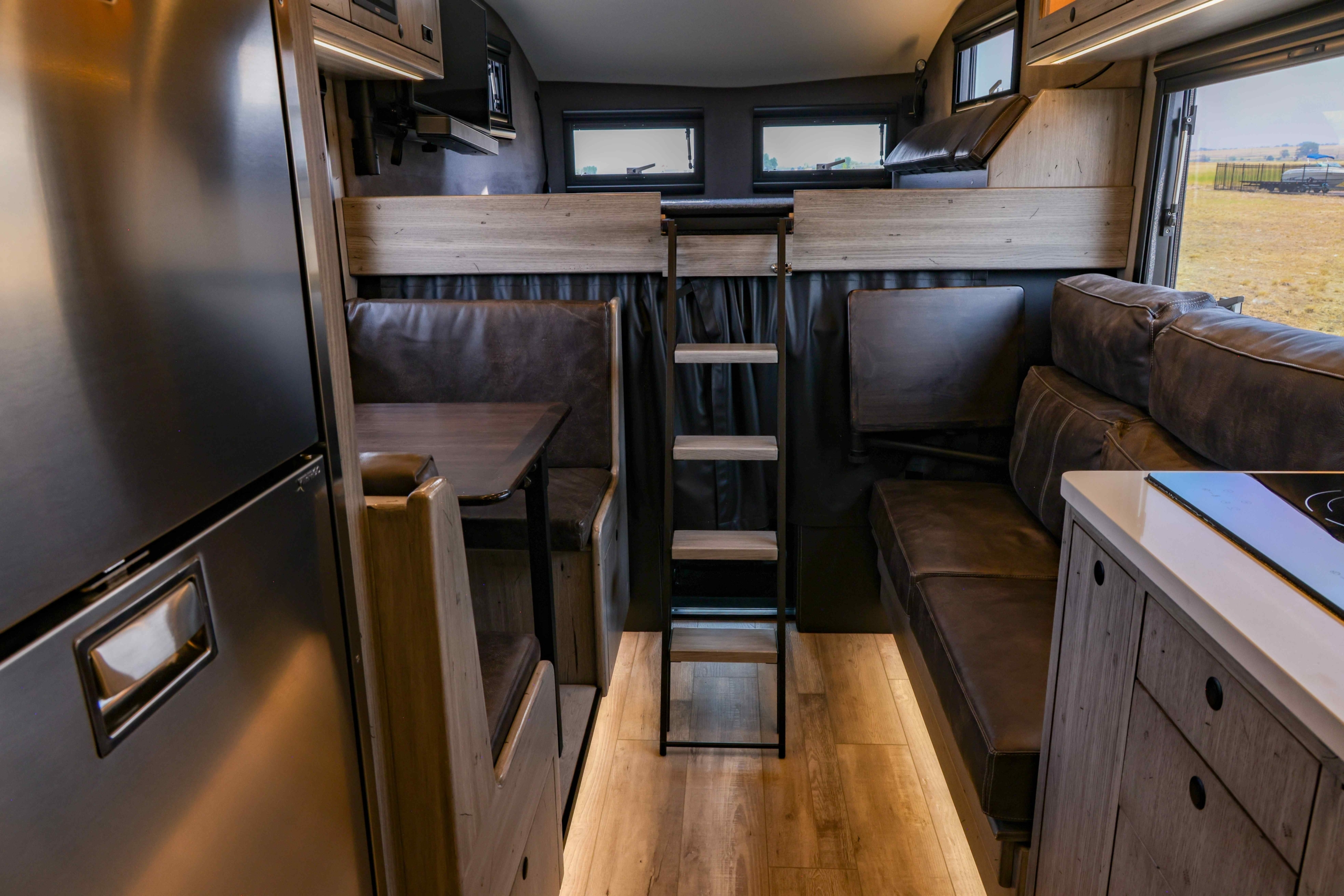 2021 EarthRoamer XV-LTi 042