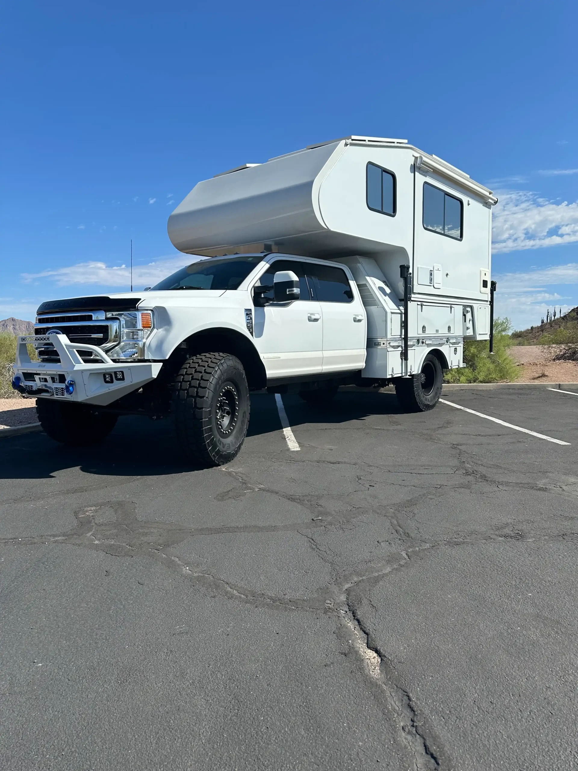 Sold: 2022 Ford F-550 Lariat Overland Build
