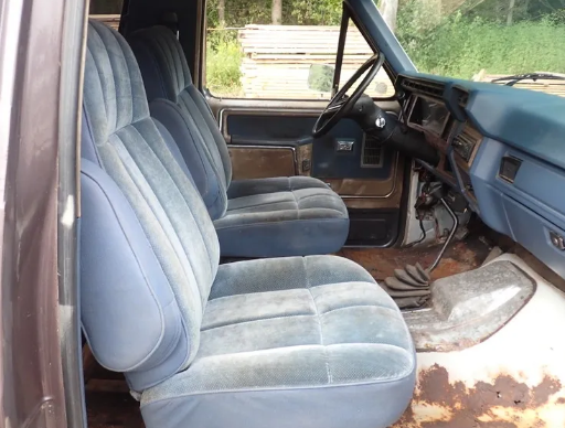 1985 Ford Bronco XLT - 4