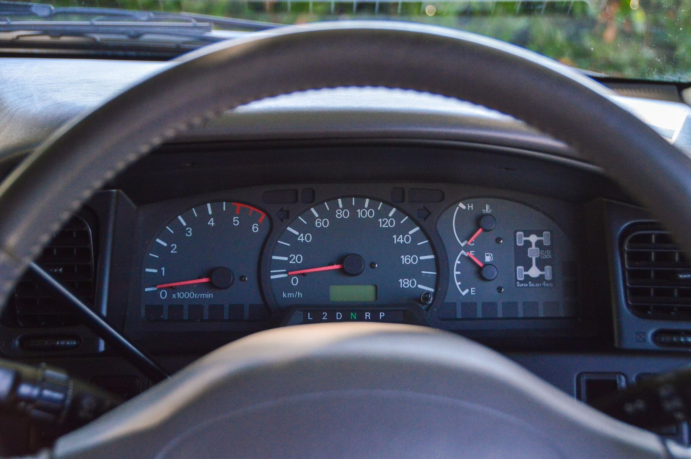 Sold: 1994 Mitsubishi Delica Space Gear Super Exceed