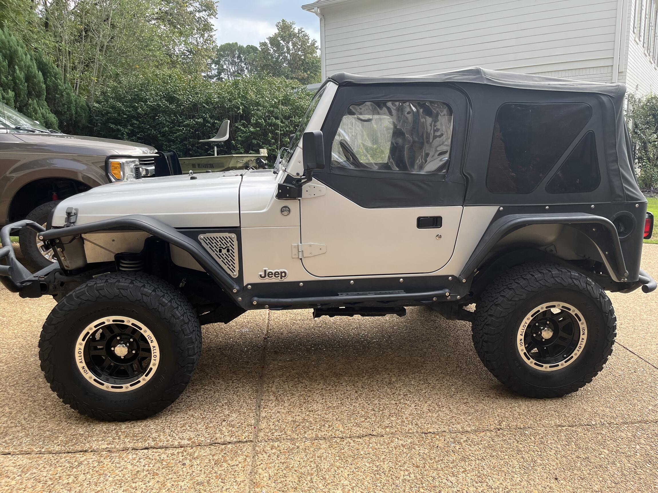 Sold: Modified 2006 Jeep Wrangler TJ SE 4×4