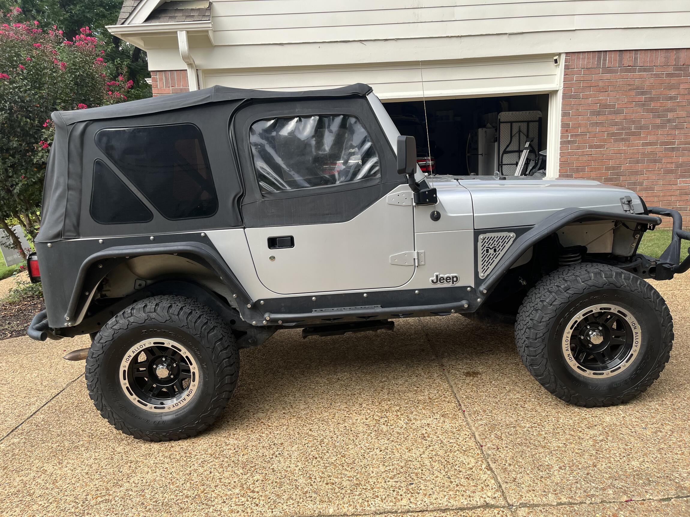 Sold: Modified 2006 Jeep Wrangler TJ SE 4×4